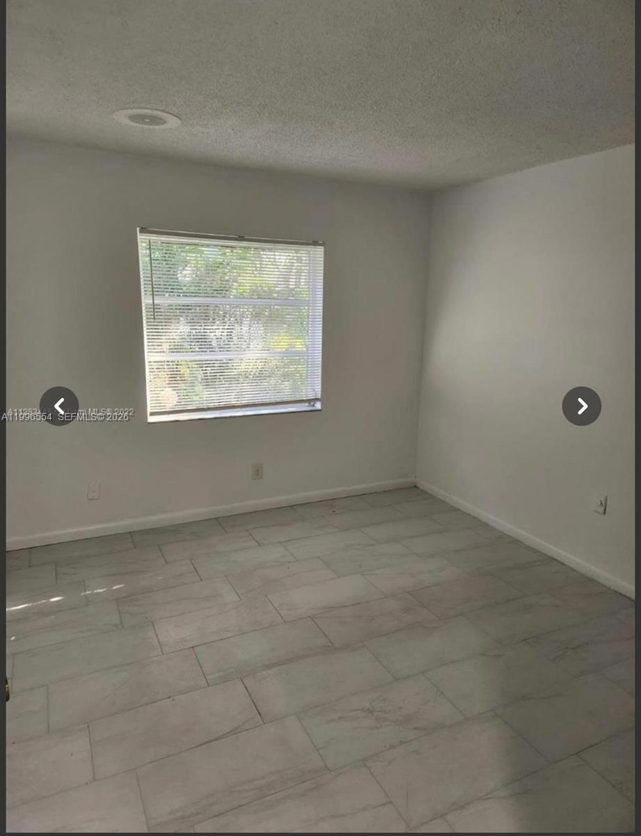 WOODSCAPE TOWNHOMES - Residential