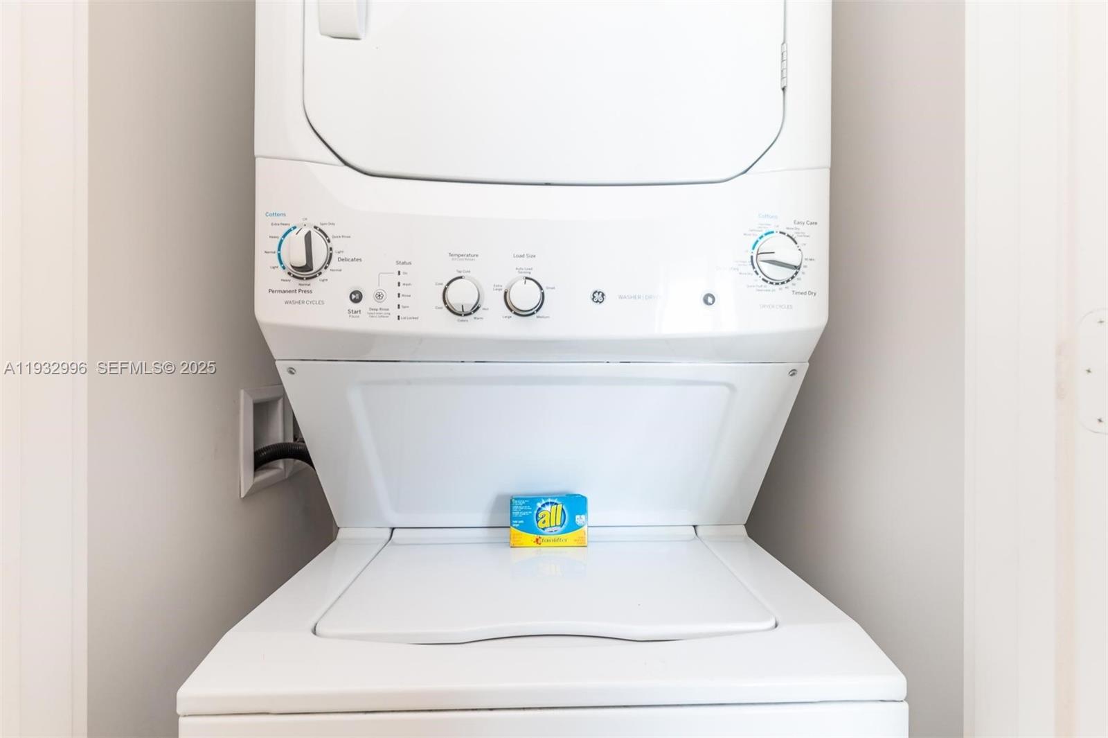 4111 SOUTH OCEAN DRIVE CO - Residential