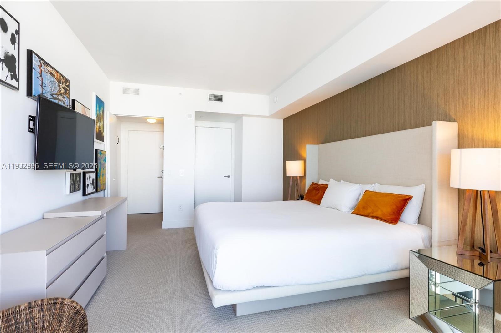 4111 SOUTH OCEAN DRIVE CO - Residential