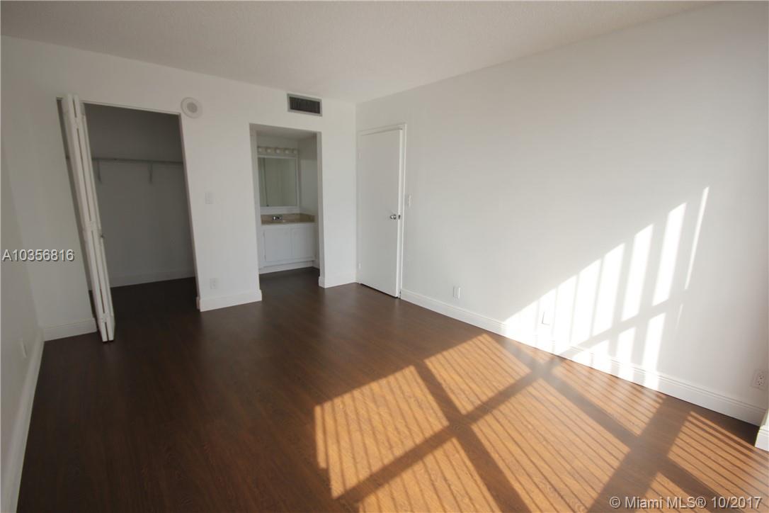 PLAZA OF AMERICAS CONDO P - Residential Lease