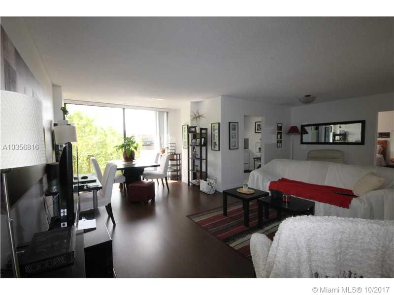 PLAZA OF AMERICAS CONDO P - Residential Lease