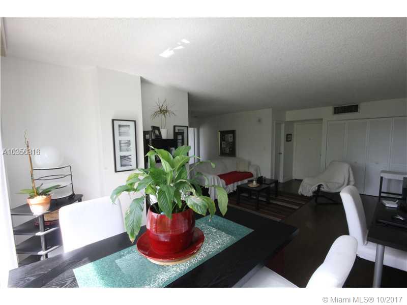 PLAZA OF AMERICAS CONDO P - Residential Lease