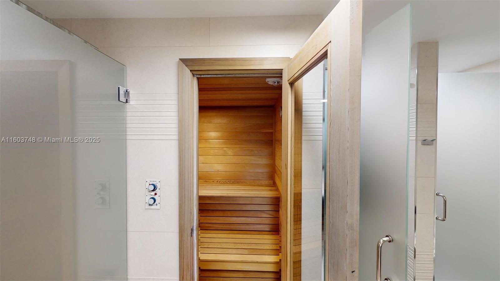 MALAGA TOWERS CONDO - Residential