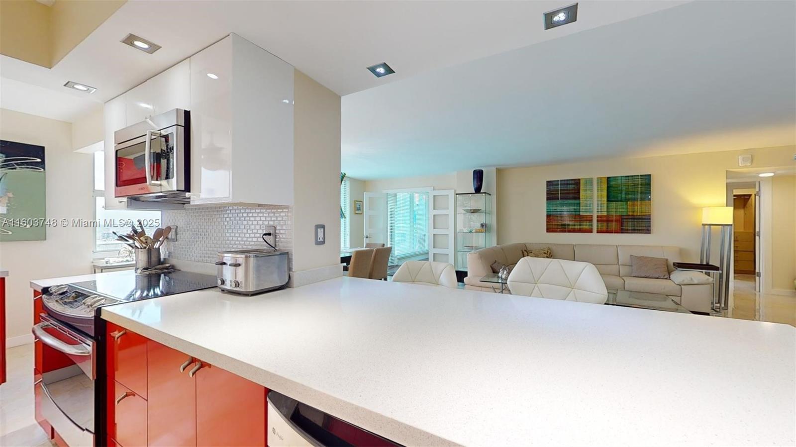 MALAGA TOWERS CONDO - Residential