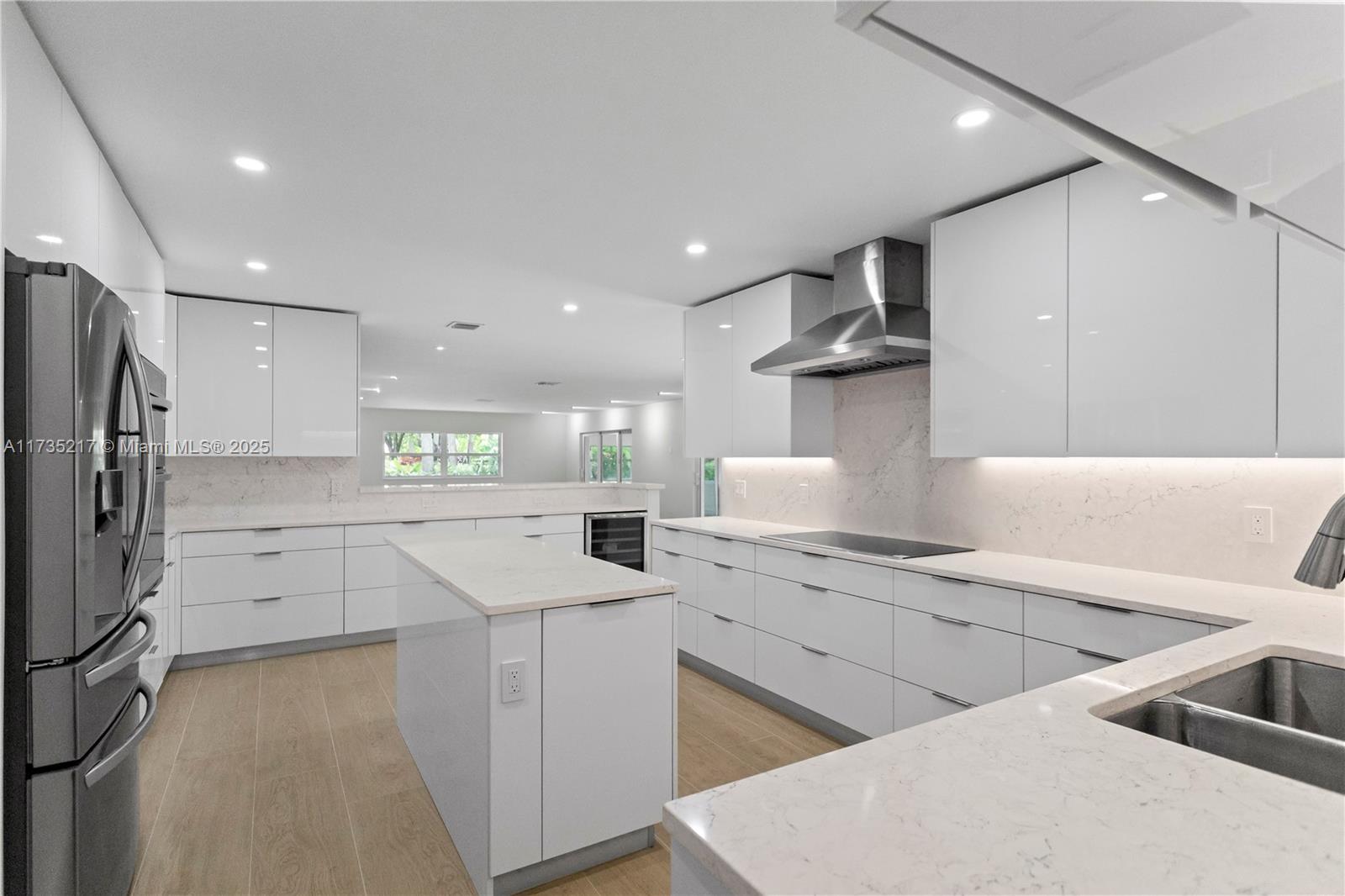 NO 100 PALM-AIRE COUNTRY - Residential