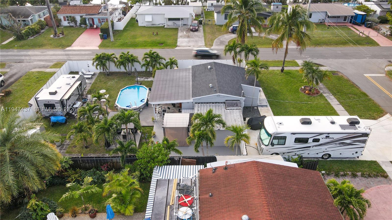 HALLANDALE BY THE SEA - Residential