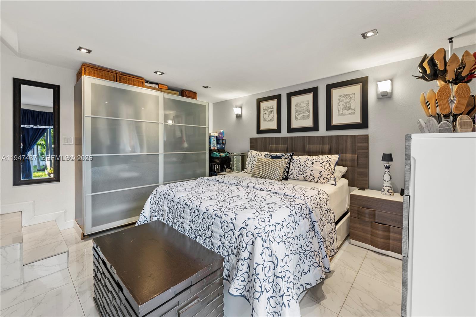 HALLANDALE BY THE SEA - Residential