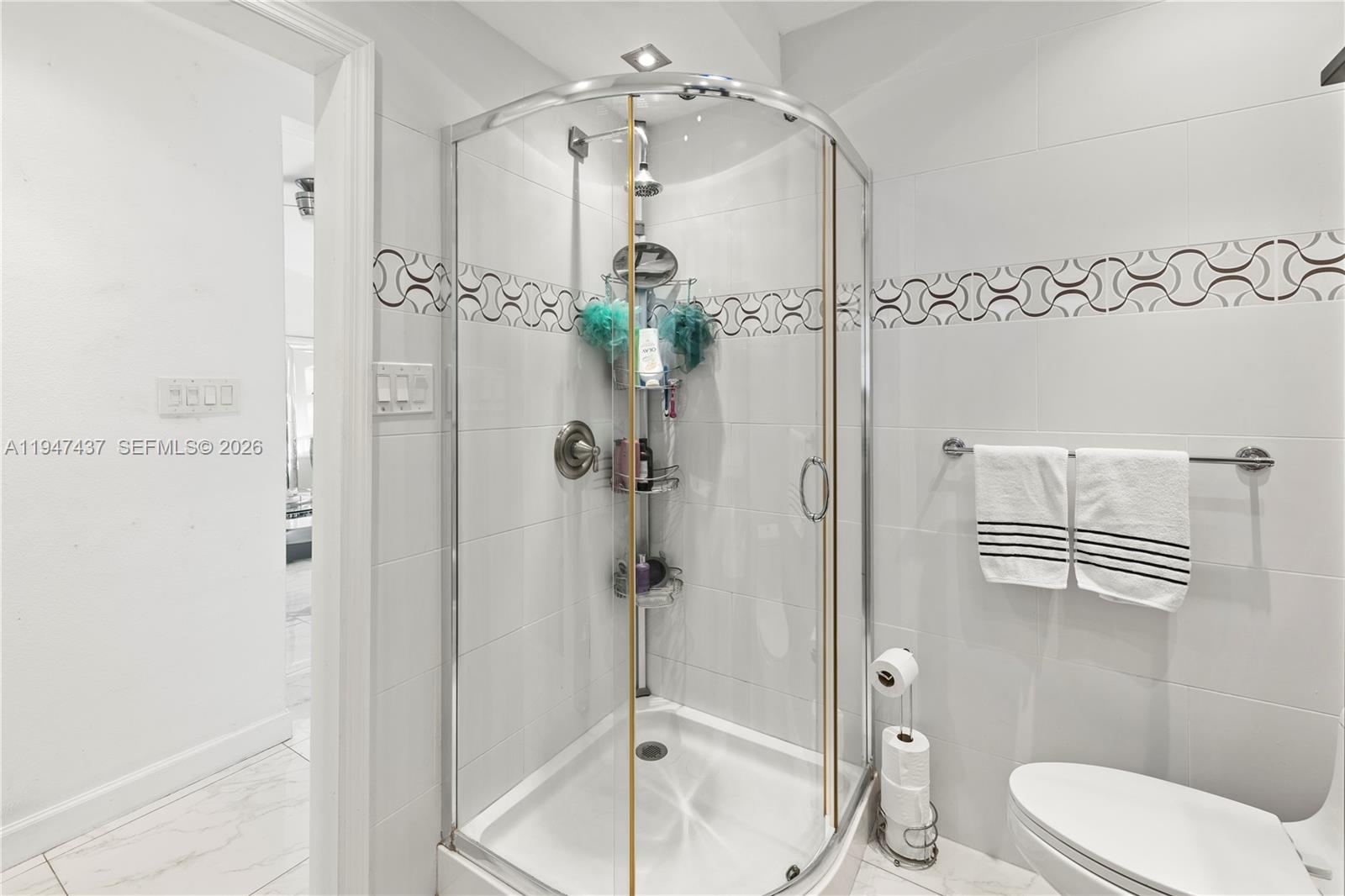 HALLANDALE BY THE SEA - Residential