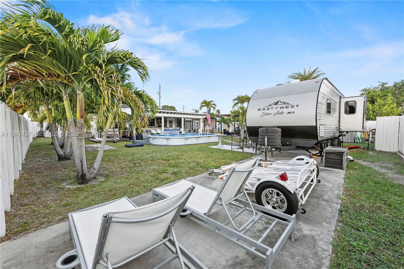 HALLANDALE BY THE SEA - Residential