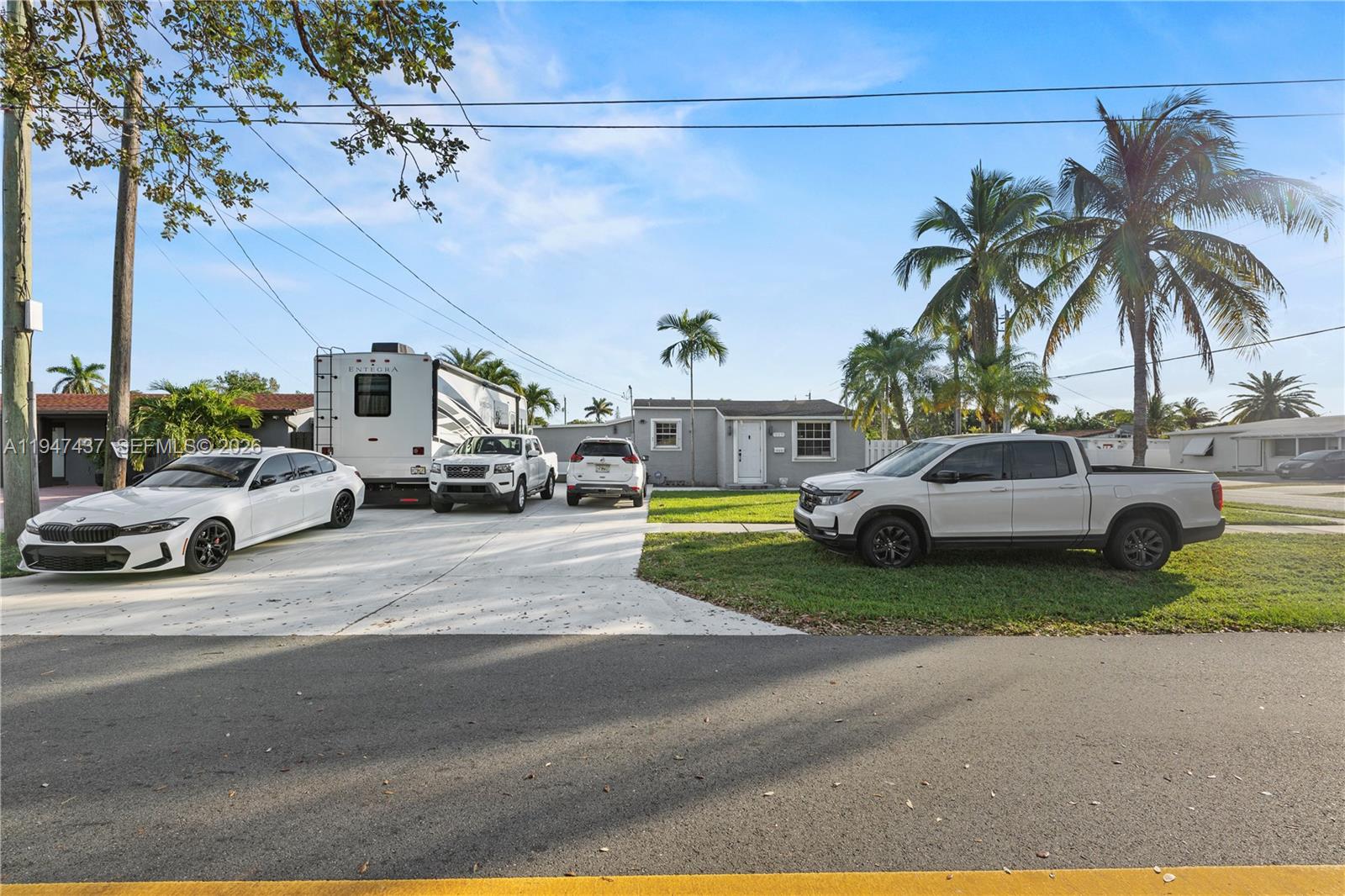 HALLANDALE BY THE SEA - Residential