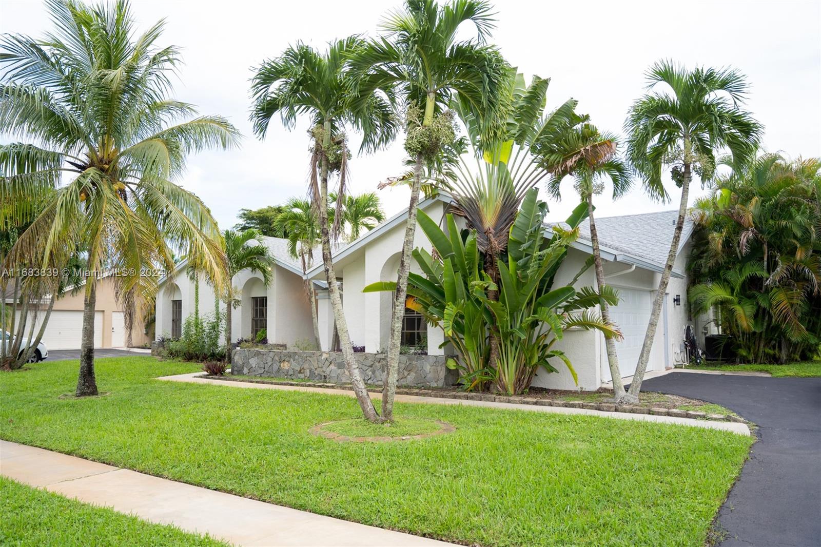 BOCA CHASE SEC 4 - Residential