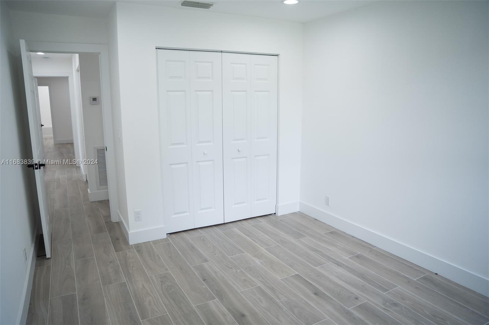 BOCA CHASE SEC 4 - Residential