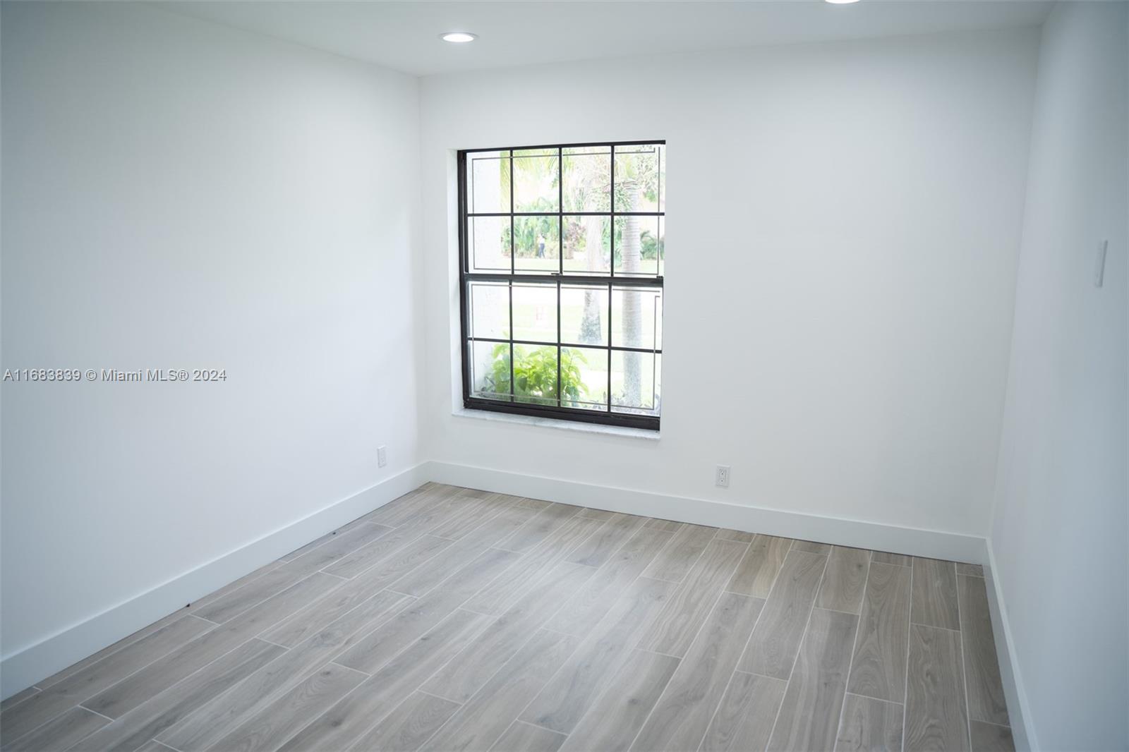 BOCA CHASE SEC 4 - Residential