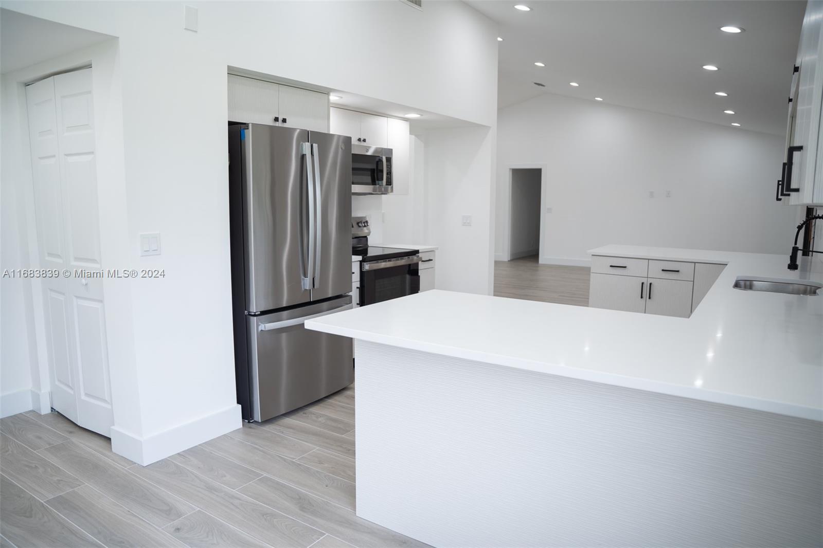 BOCA CHASE SEC 4 - Residential