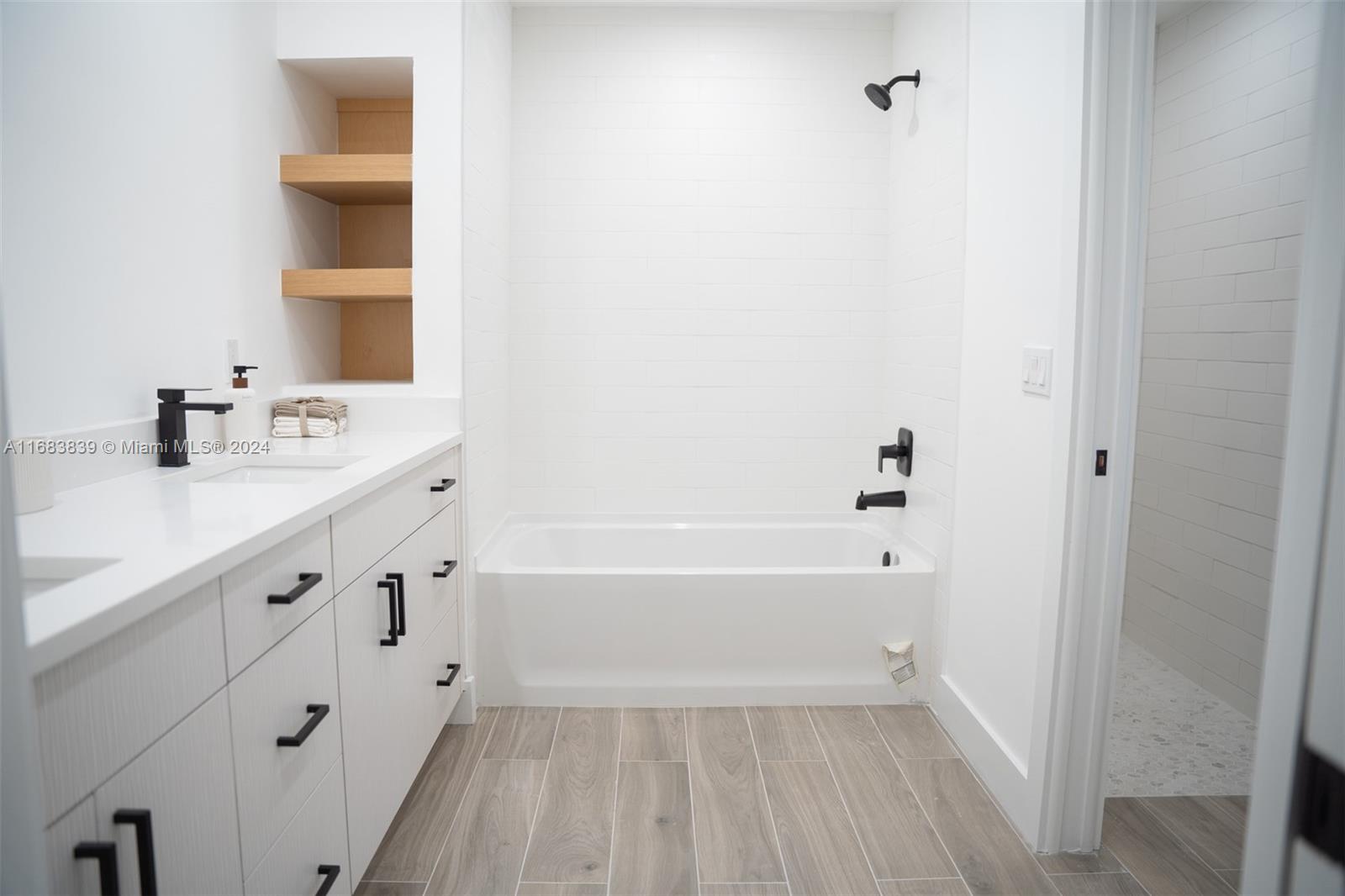 BOCA CHASE SEC 4 - Residential