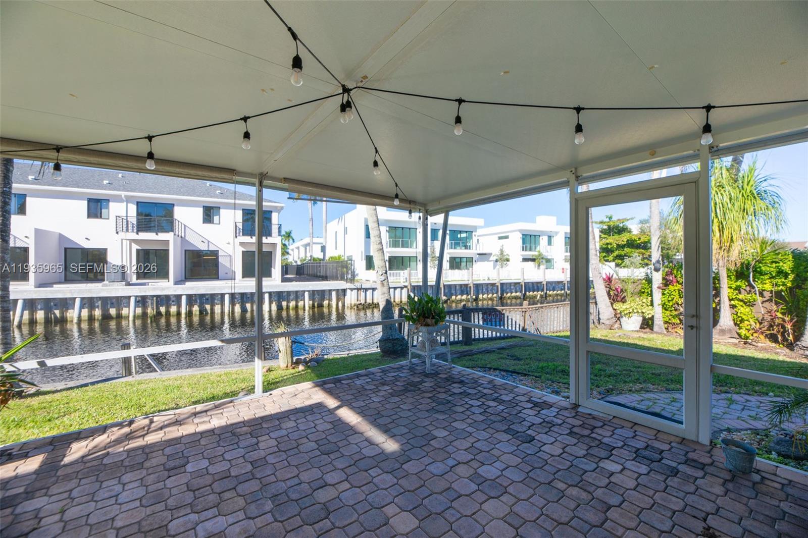 AVON PARK - Residential