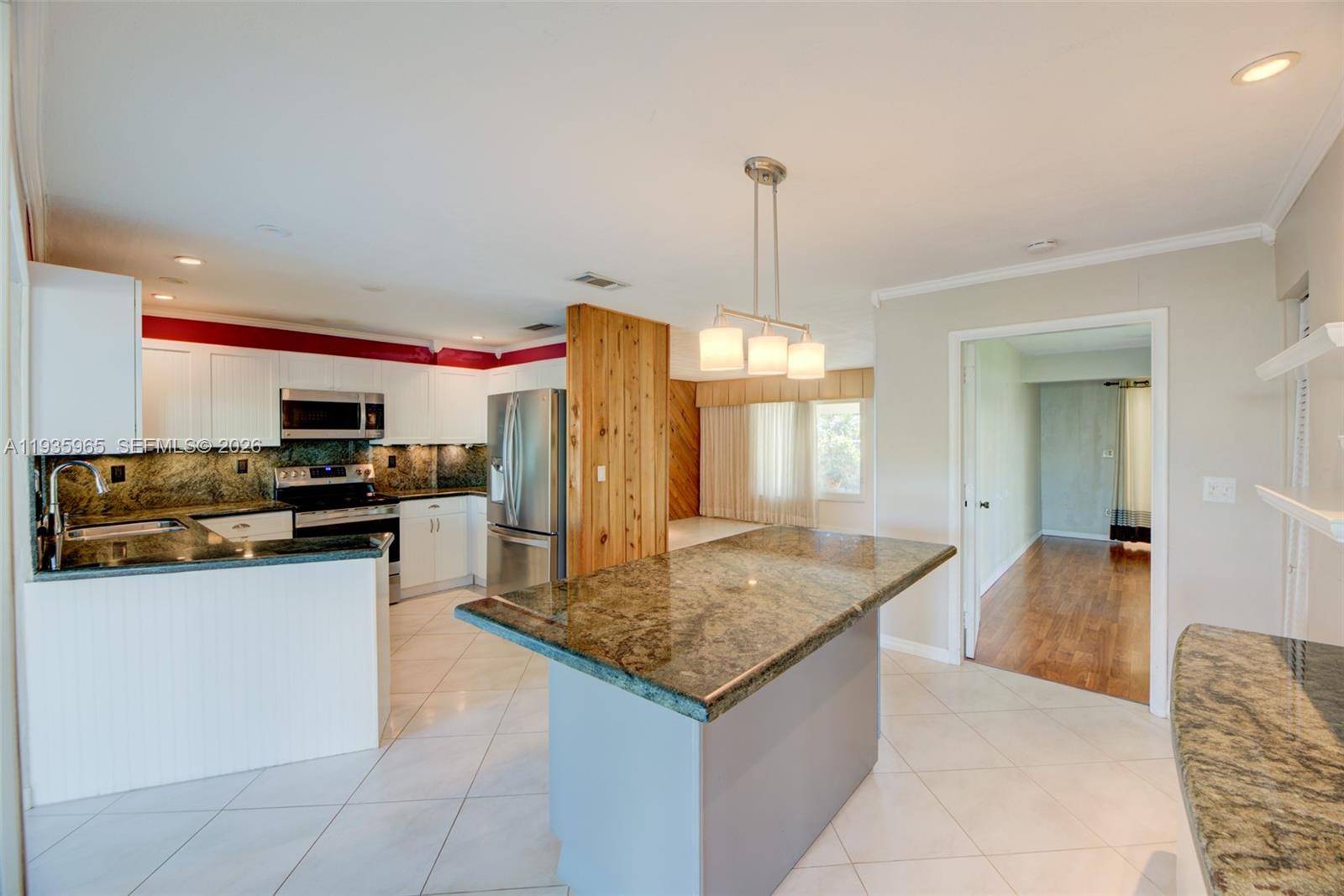 AVON PARK - Residential