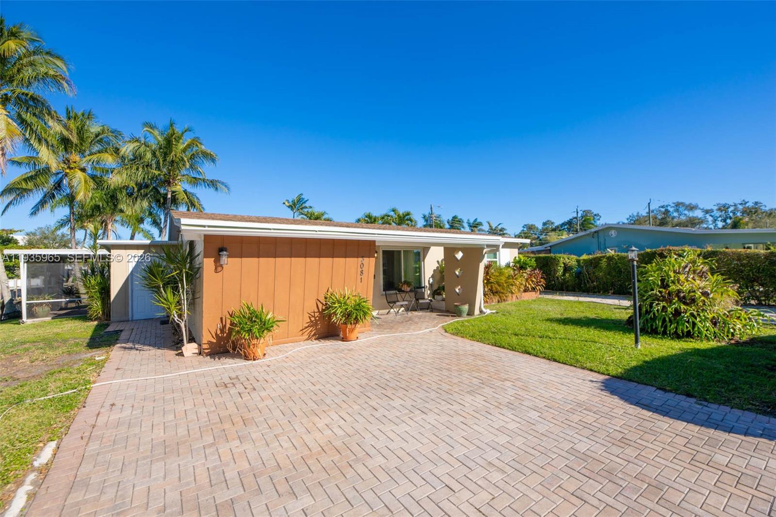 AVON PARK - Residential