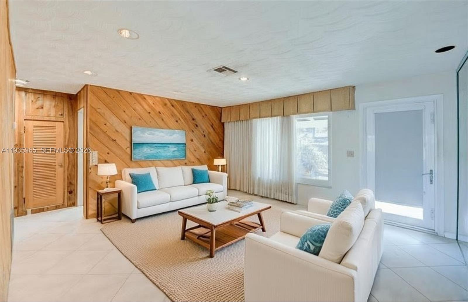AVON PARK - Residential