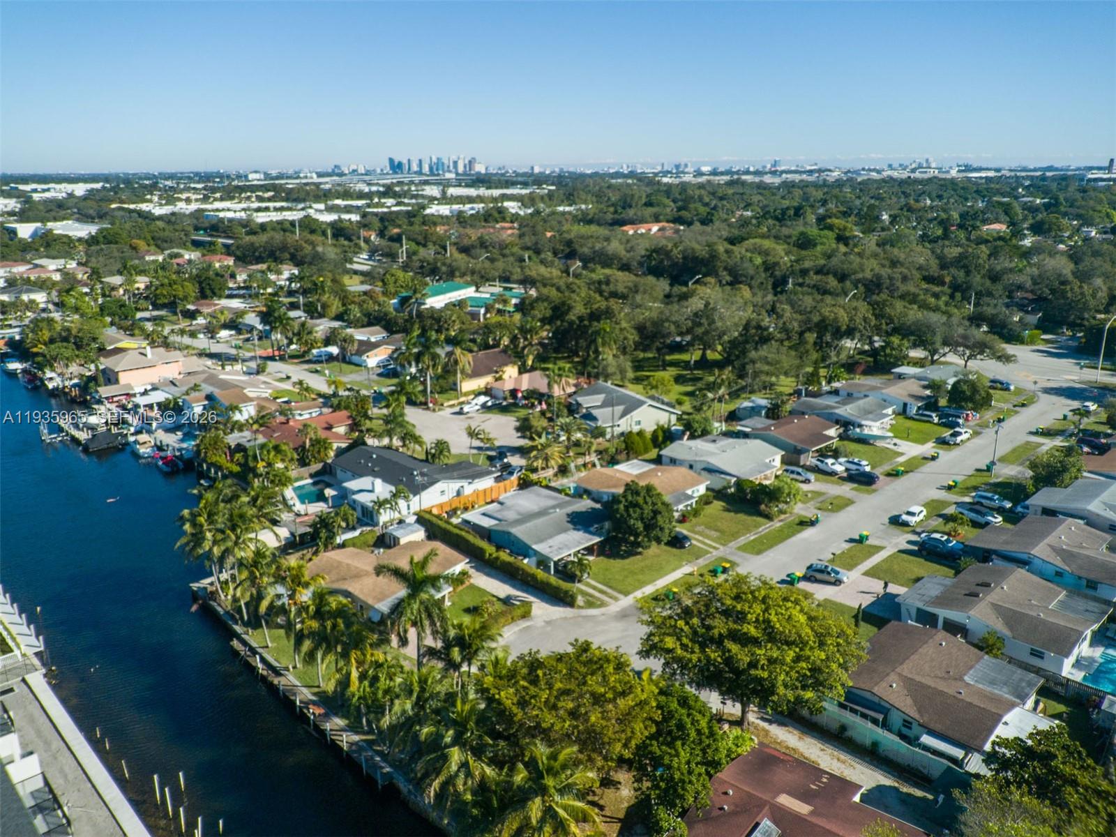 AVON PARK - Residential