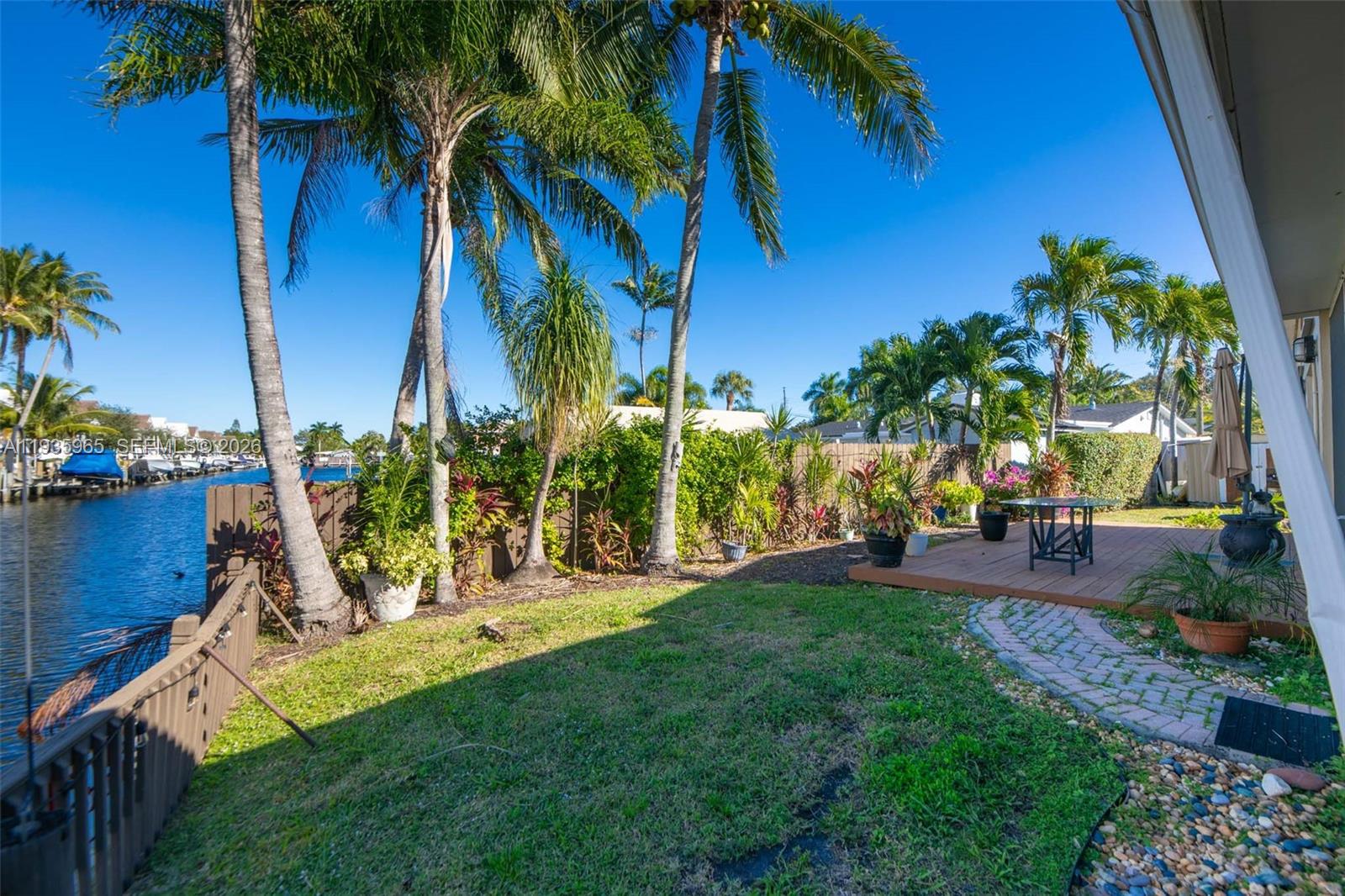 AVON PARK - Residential