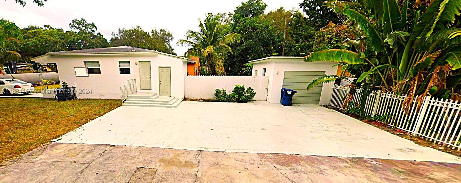 Rental Property at 500 Ne 162nd St 1, Miami, Broward County, Florida - Bedrooms: 1 
Bathrooms: 1  - $1,600 MO.