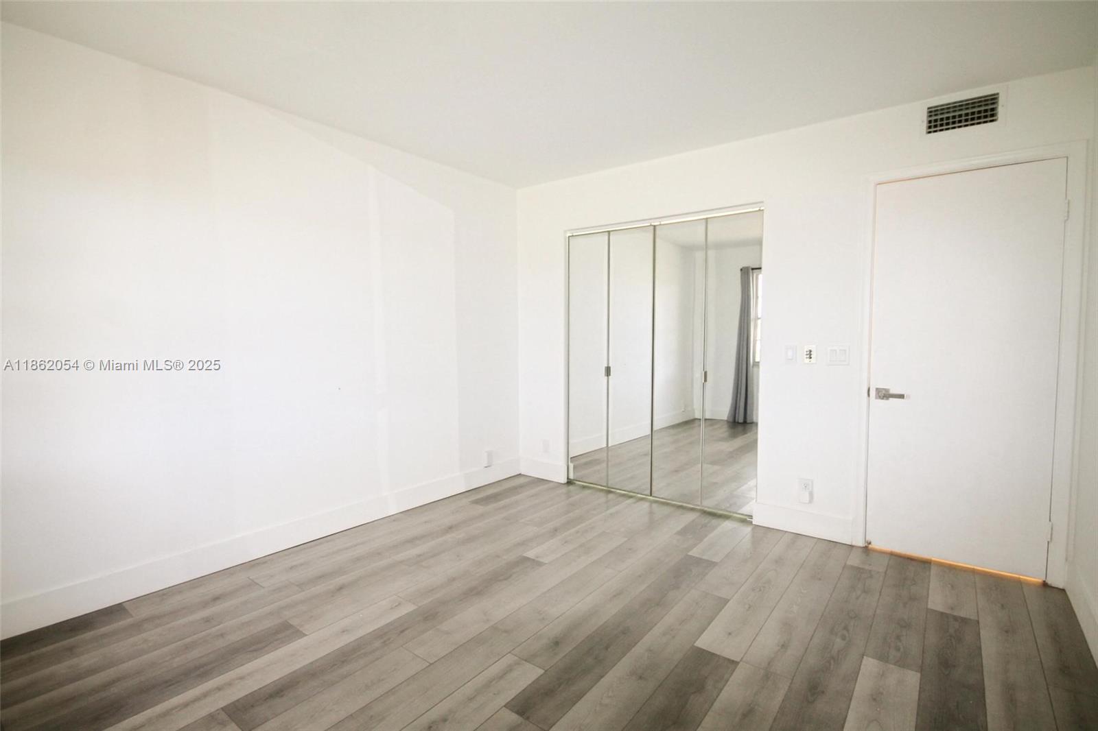 NEW HAMPTON AT CENTURY VI - Residential