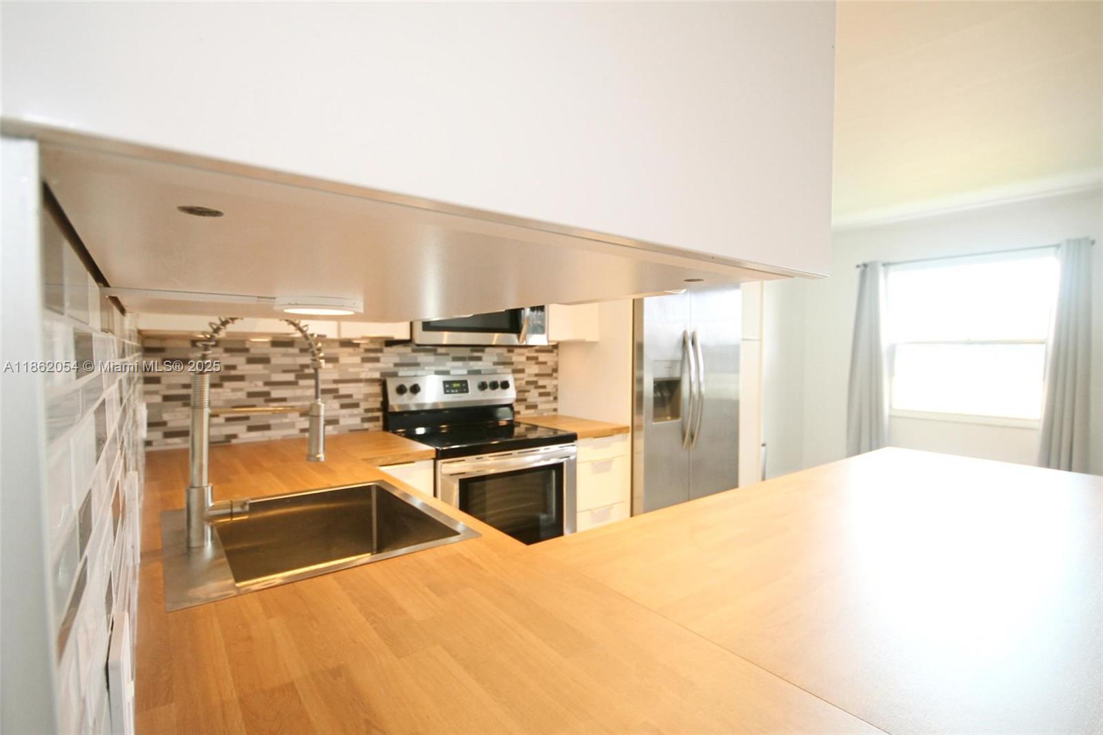 NEW HAMPTON AT CENTURY VI - Residential