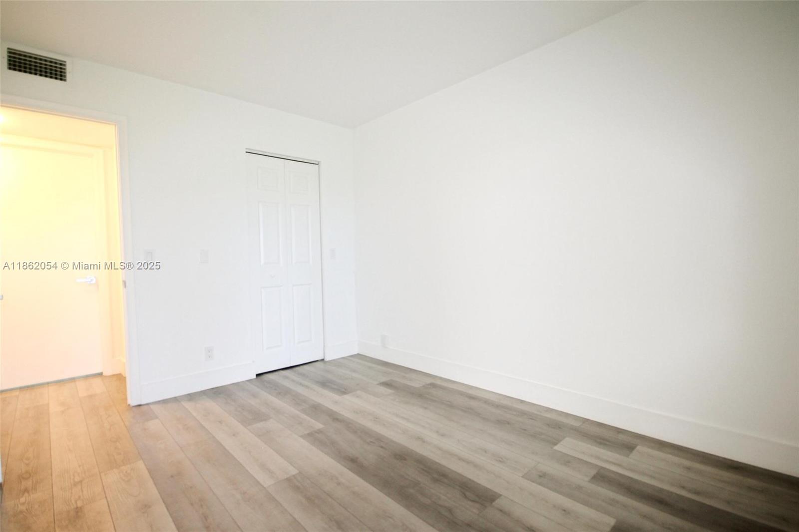 NEW HAMPTON AT CENTURY VI - Residential