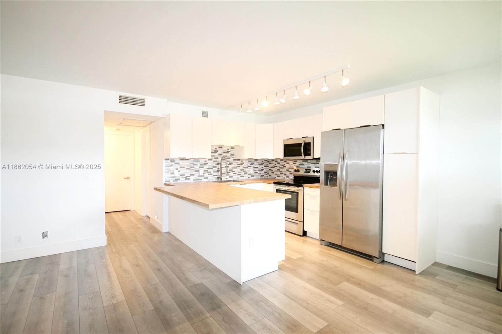 301 SW 135th Ave 113C