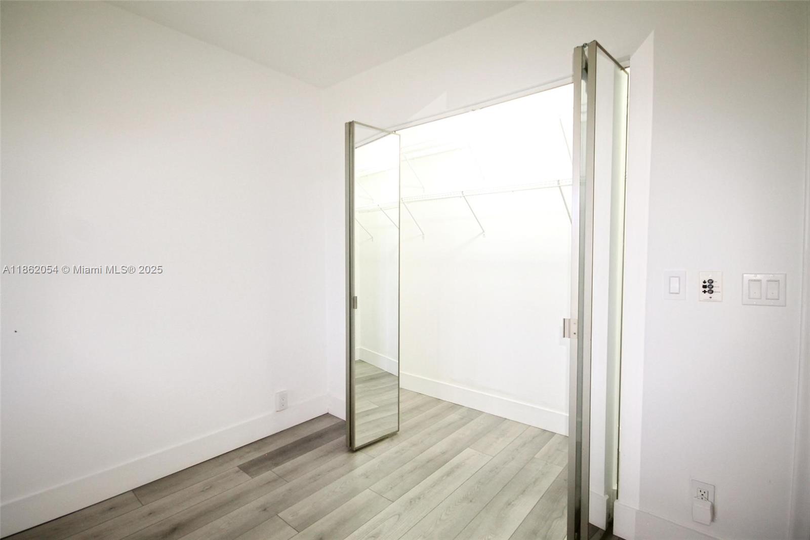 NEW HAMPTON AT CENTURY VI - Residential