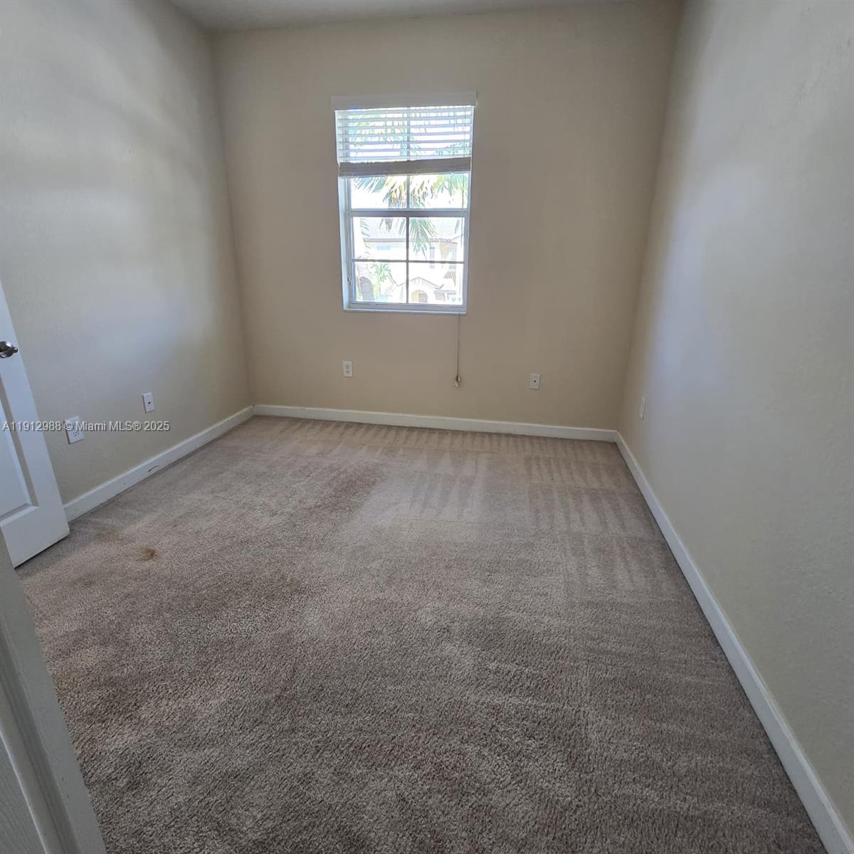 LAKES BY THE BAY EVE REPL - Residential Lease