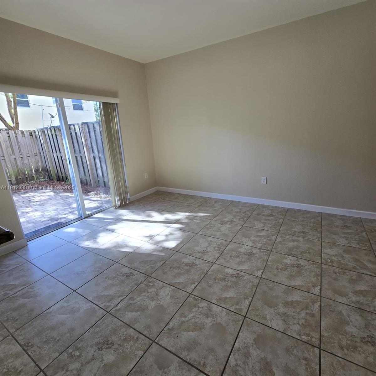 LAKES BY THE BAY EVE REPL - Residential Lease