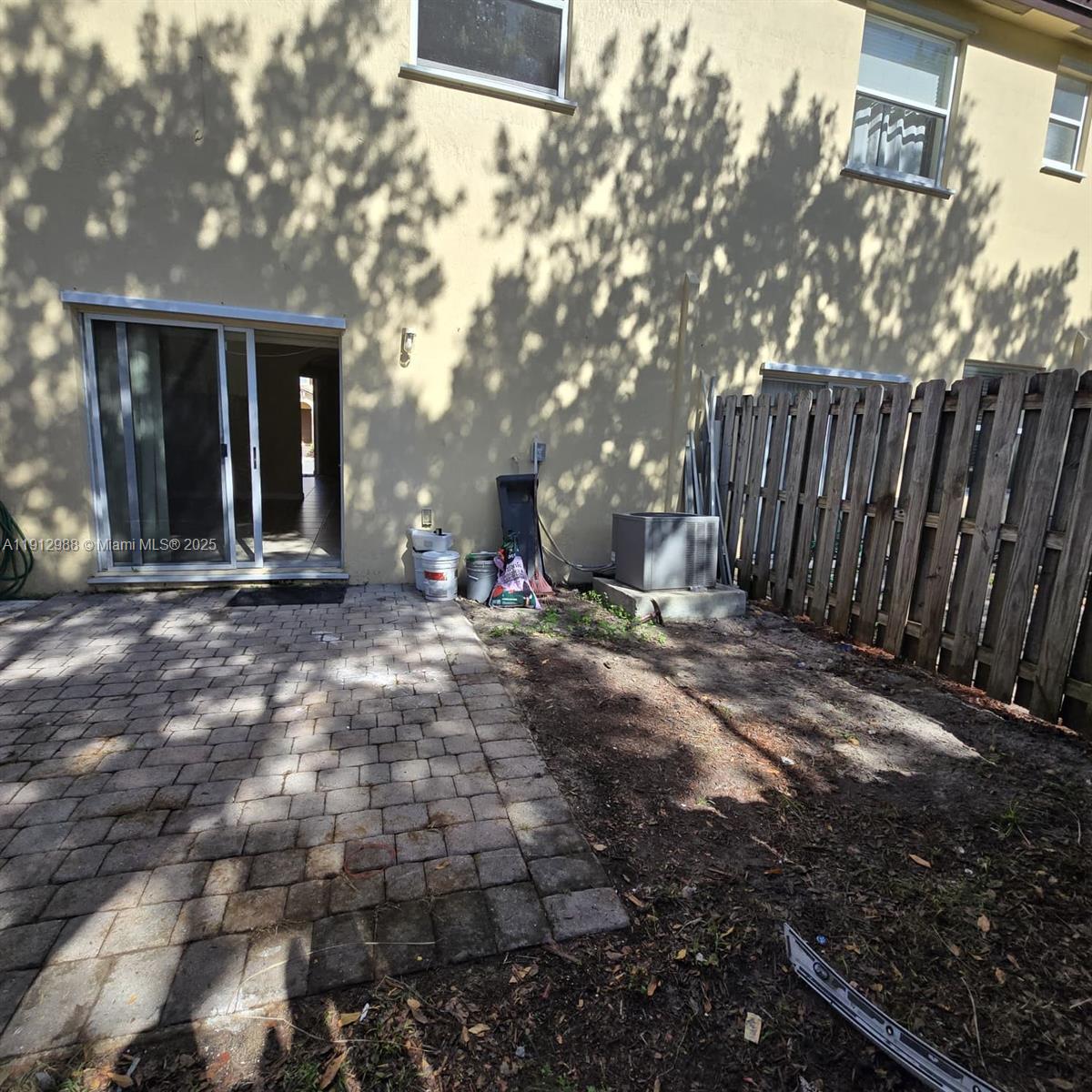 LAKES BY THE BAY EVE REPL - Residential Lease