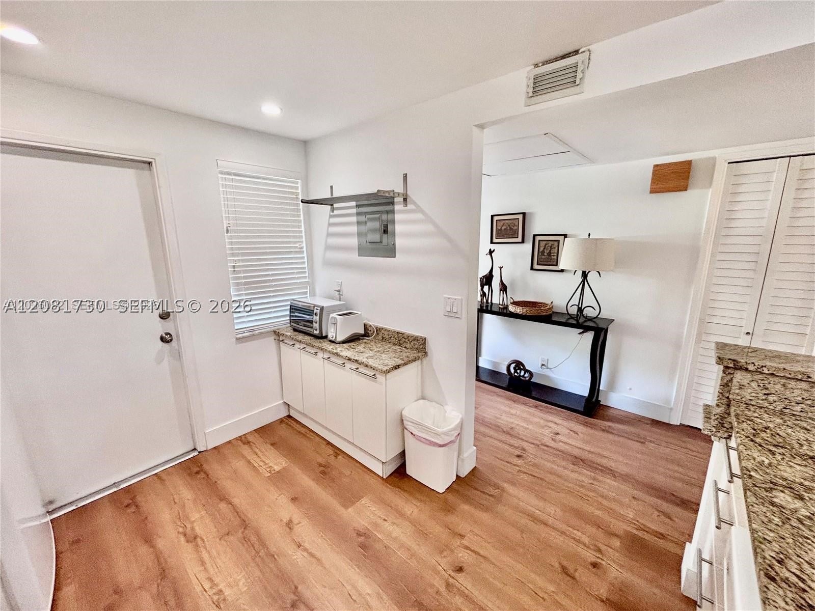 3051 S Palm Aire Dr 102