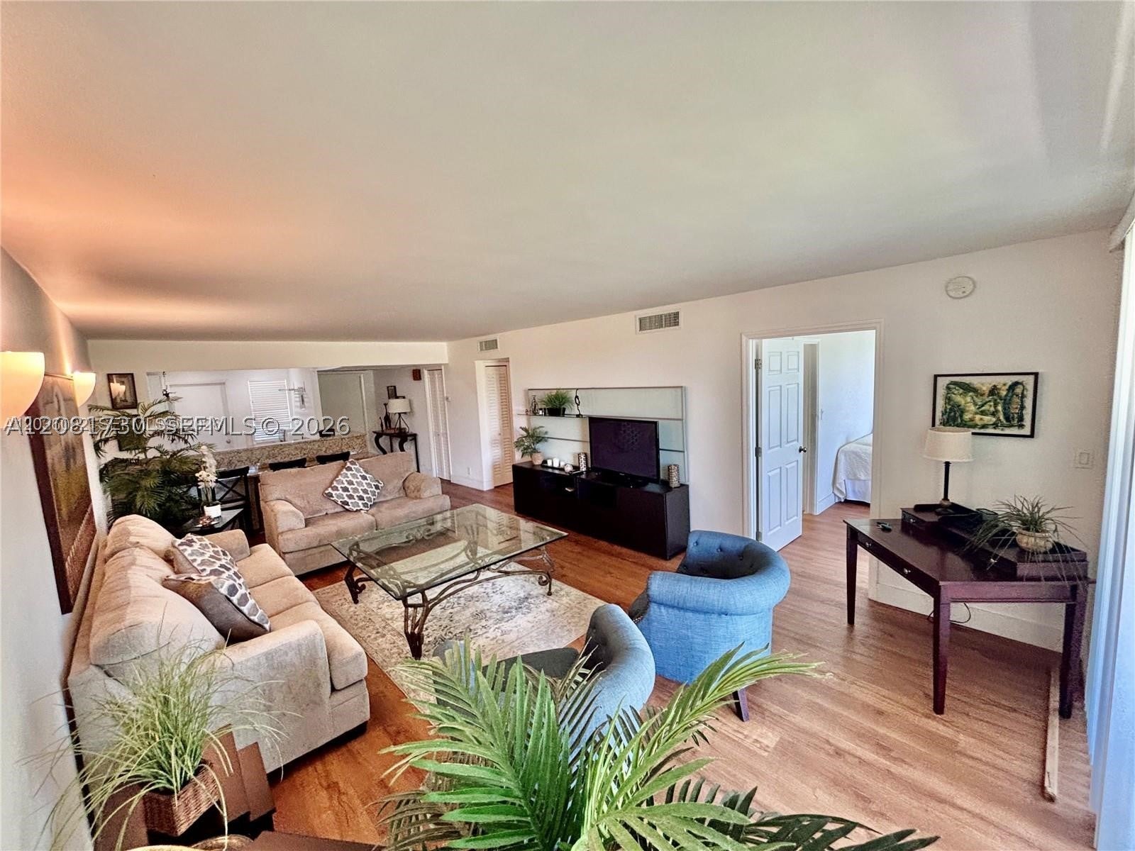 3051 S Palm Aire Dr 102