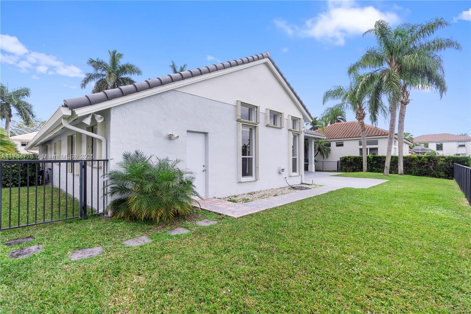 BOCA ISLES SOUTH PH 5A - Residential
