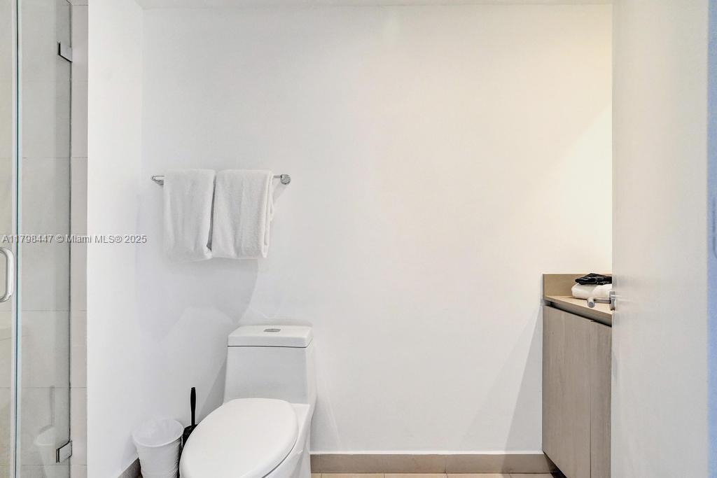 4111 SOUTH OCEAN DRIVE CO - Residential