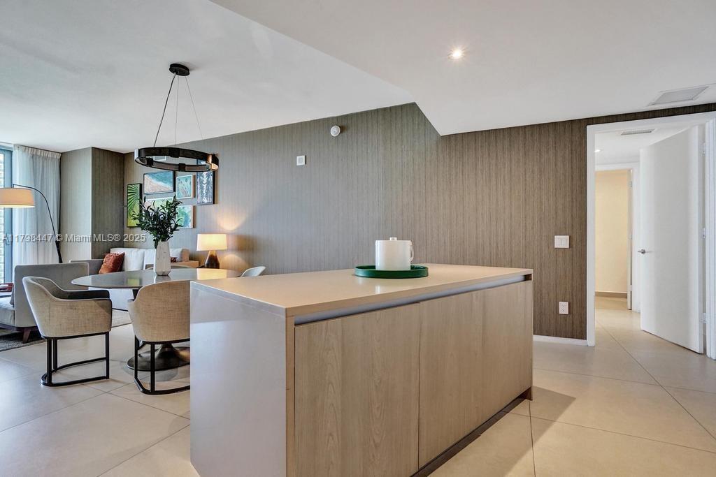 4111 SOUTH OCEAN DRIVE CO - Residential