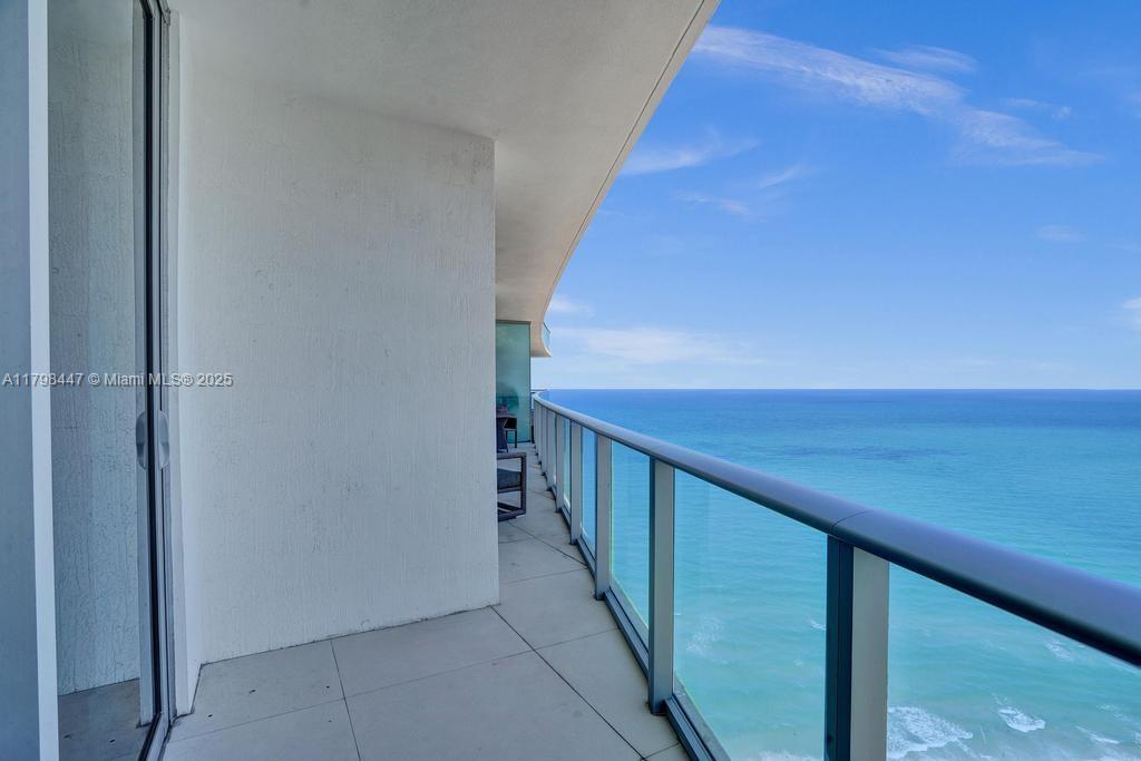 4111 SOUTH OCEAN DRIVE CO - Residential
