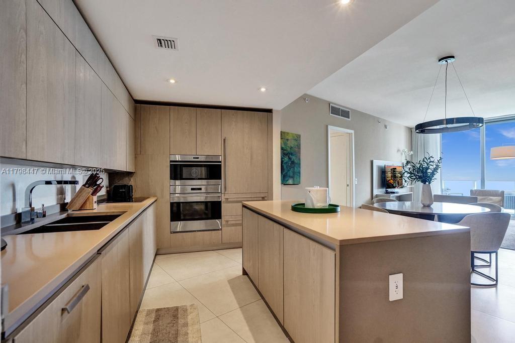 4111 SOUTH OCEAN DRIVE CO - Residential