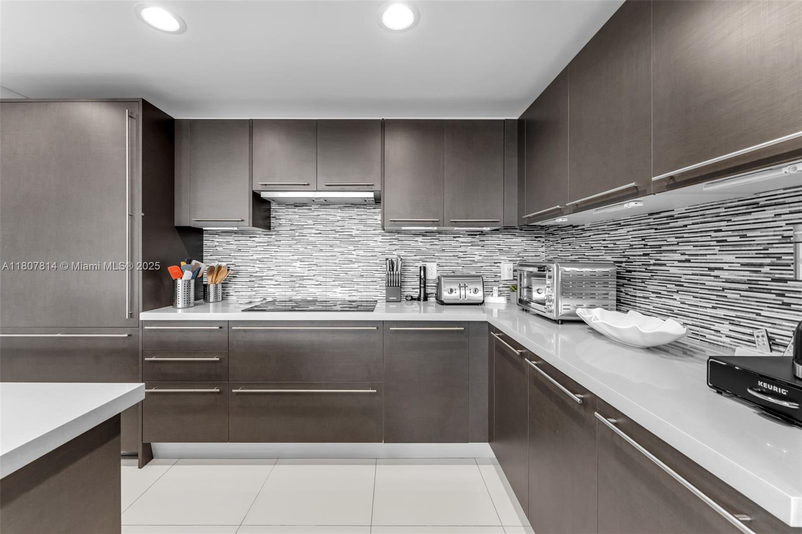 GRAND BAY COMMONS SOUTH - Residential