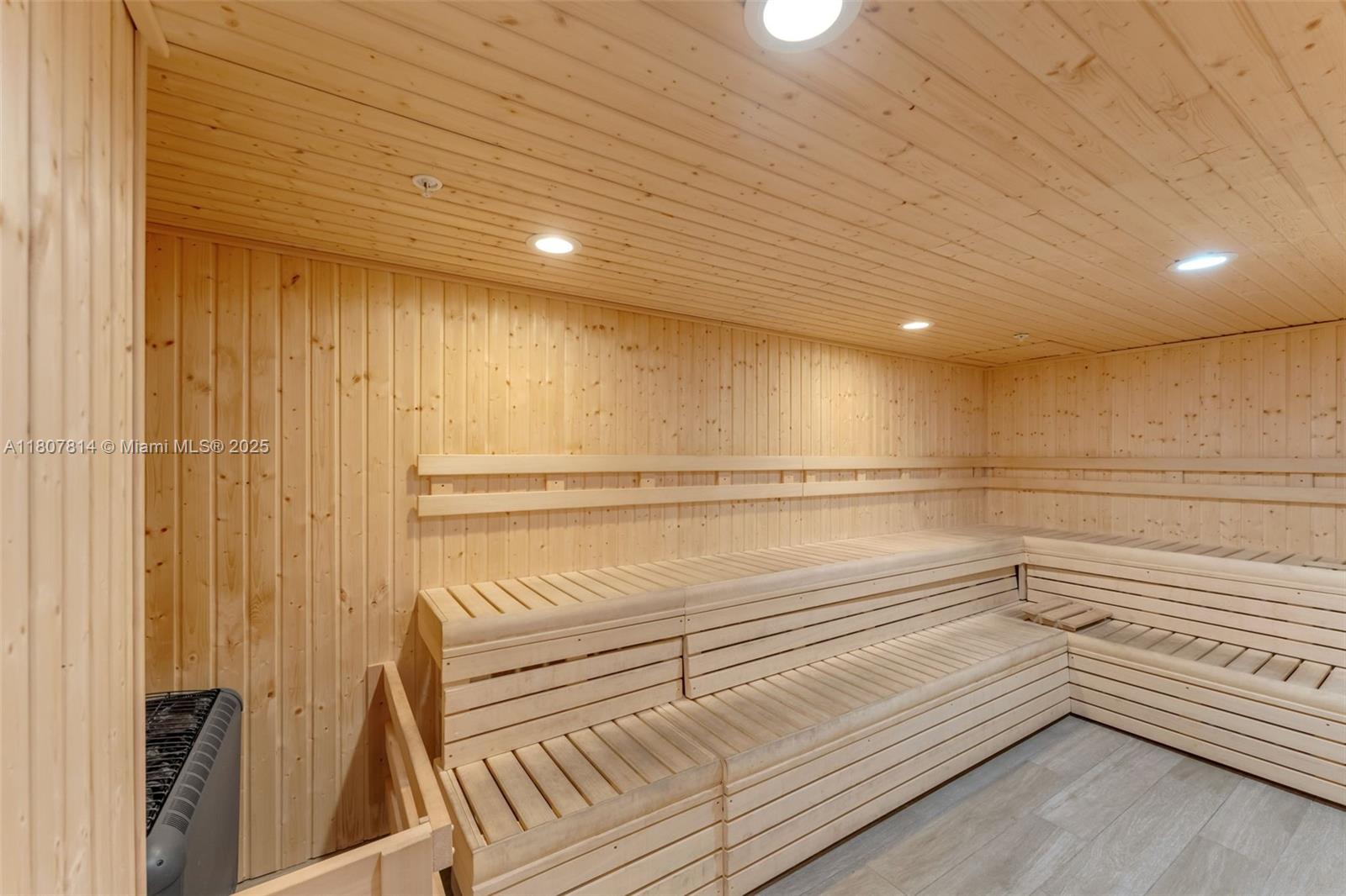 GRAND BAY COMMONS SOUTH - Residential