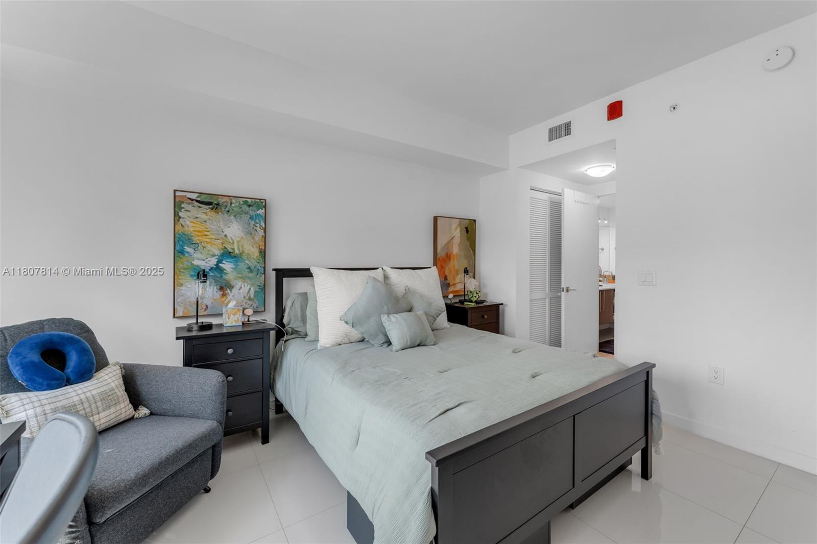 GRAND BAY COMMONS SOUTH - Residential