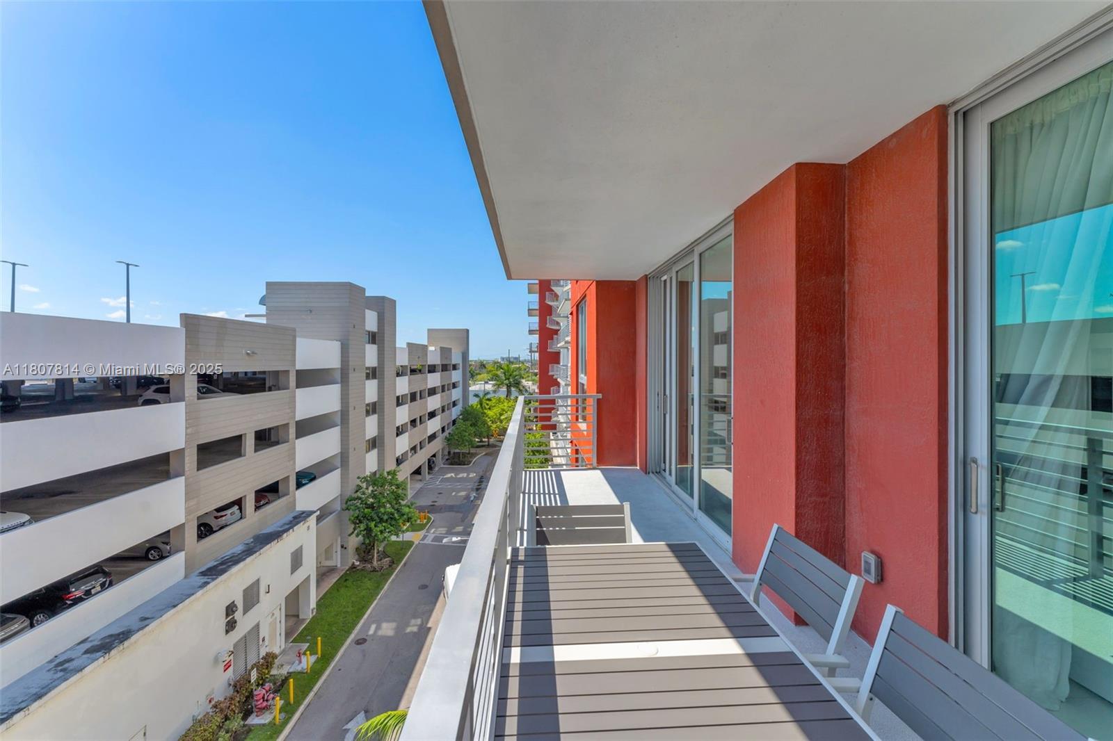 GRAND BAY COMMONS SOUTH - Residential