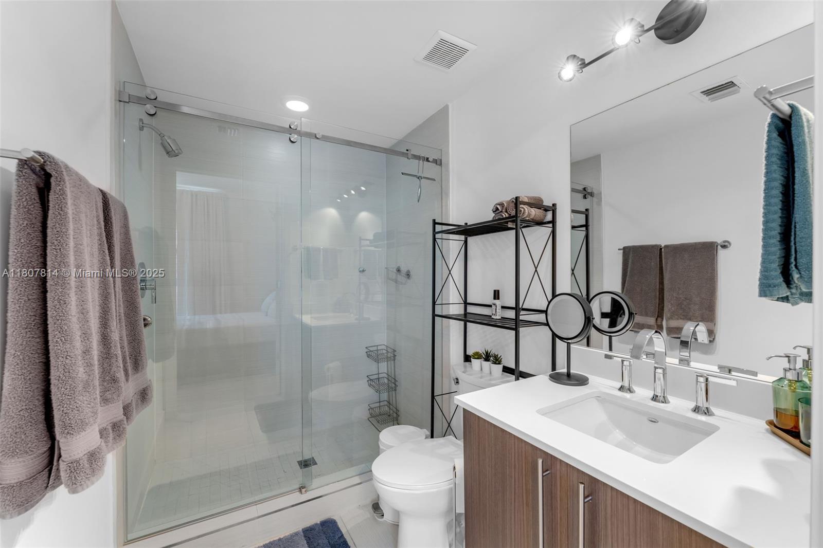 GRAND BAY COMMONS SOUTH - Residential