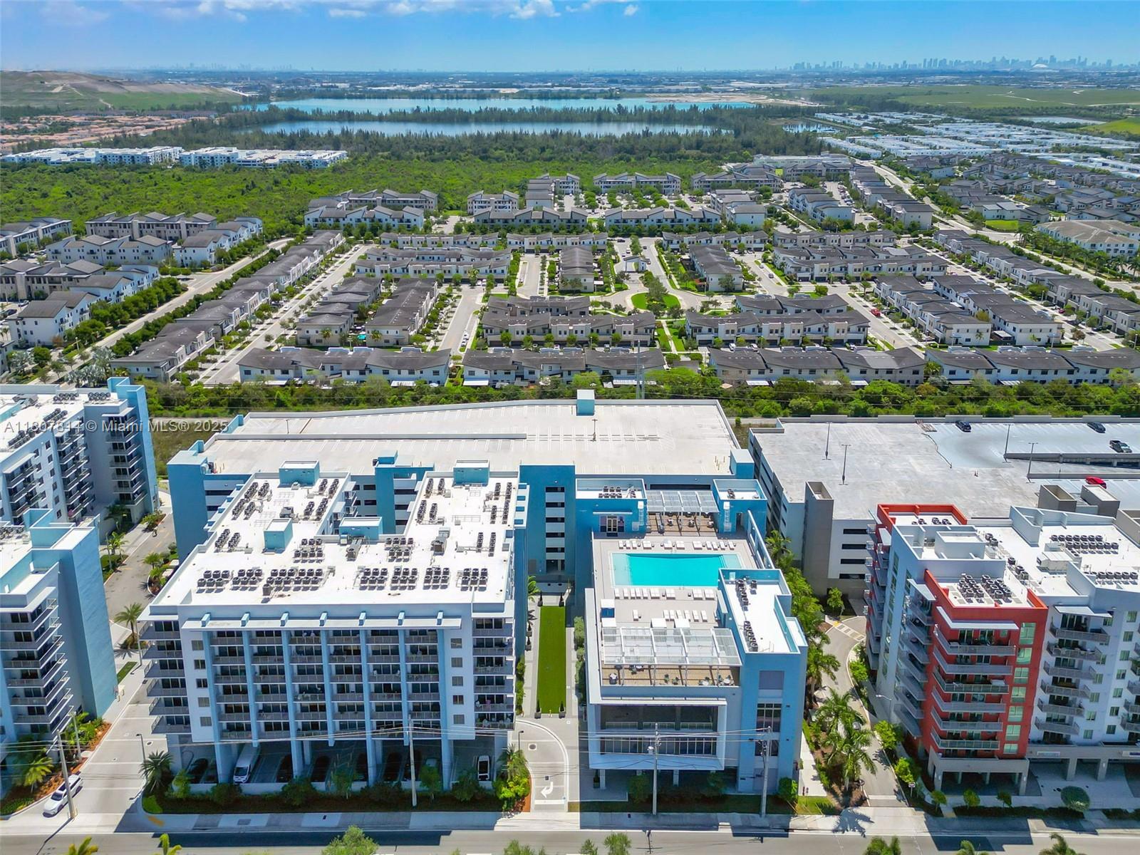 GRAND BAY COMMONS SOUTH - Residential