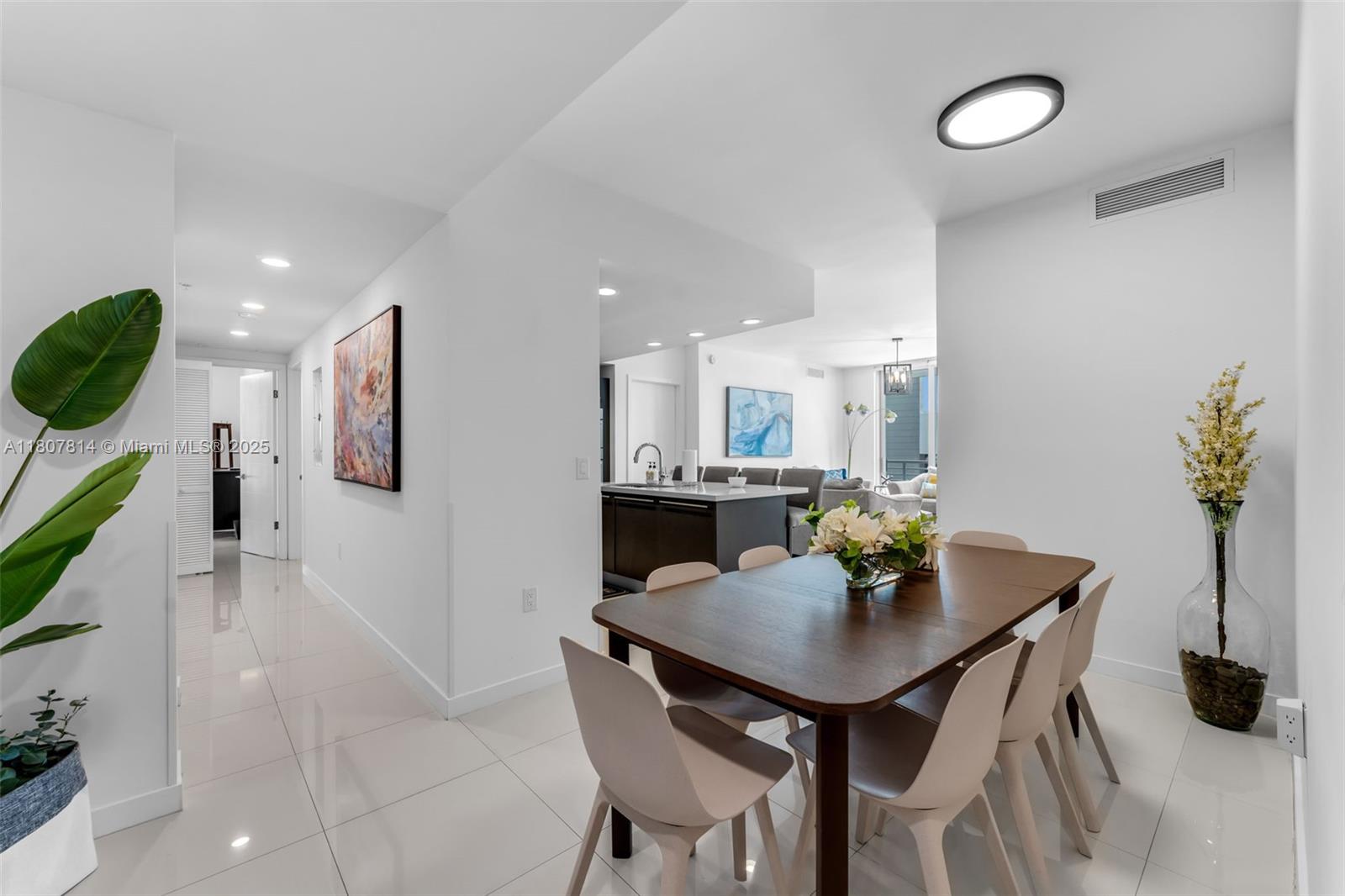 GRAND BAY COMMONS SOUTH - Residential