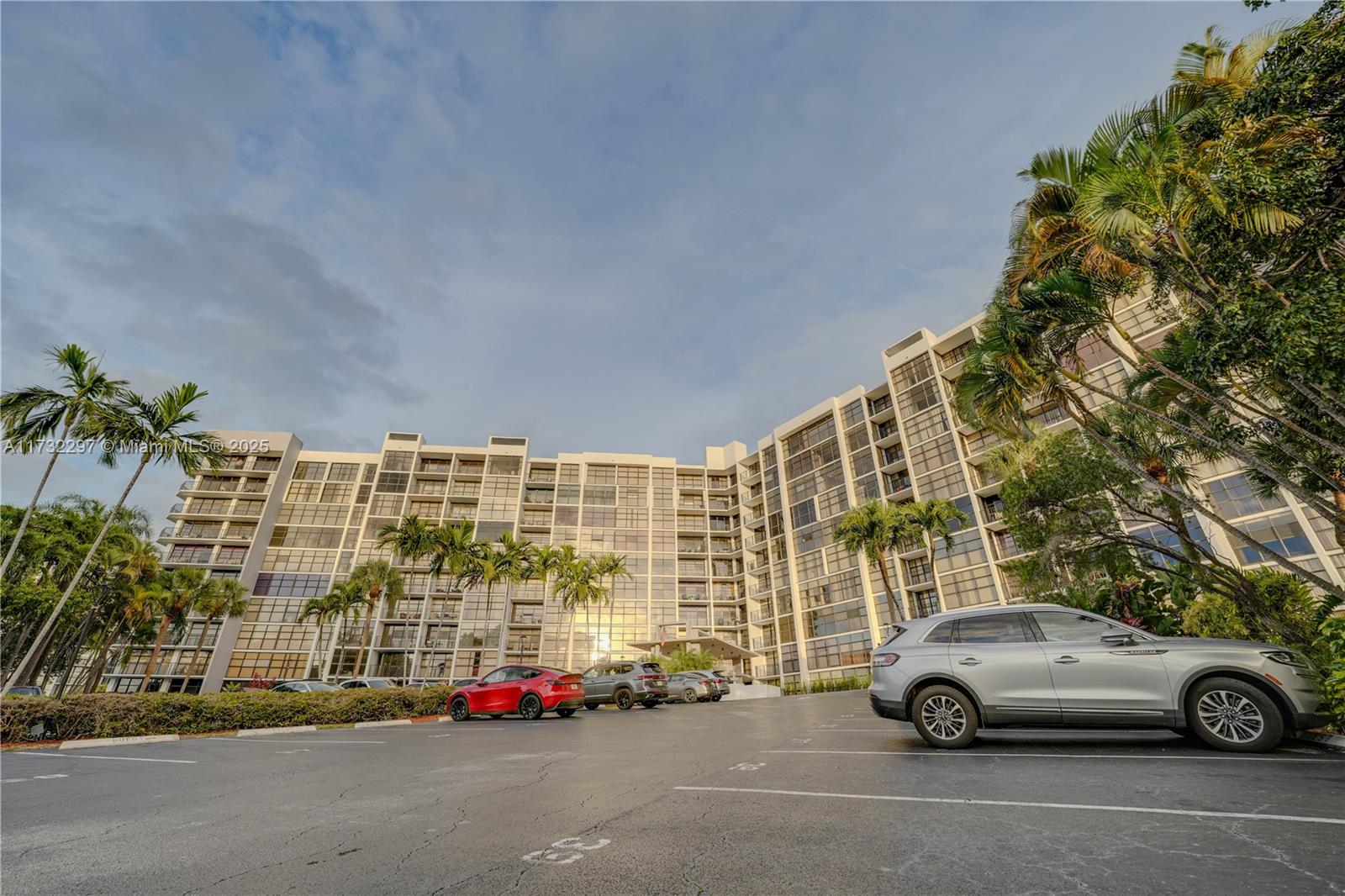 TOWERS OF OCEANVIEW SOUTH - Residential