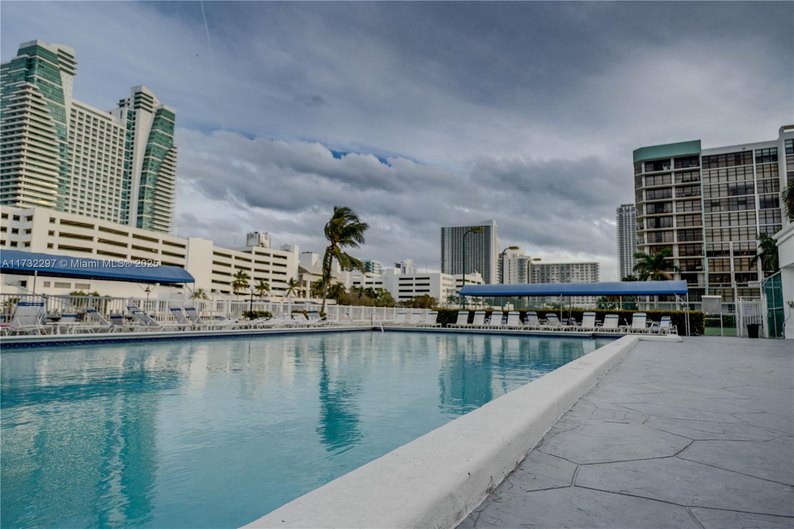 TOWERS OF OCEANVIEW SOUTH - Residential